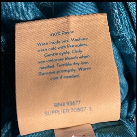 THEREABOUTS TWO PIECE DRESS & T-SHIRT SET PAGODA FLORAL GIRL BLUE COLOR SIZE 7/8 - Picture 7 of 12